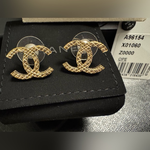 Chanel Gold Quilted Studs - Picture 6 of 15